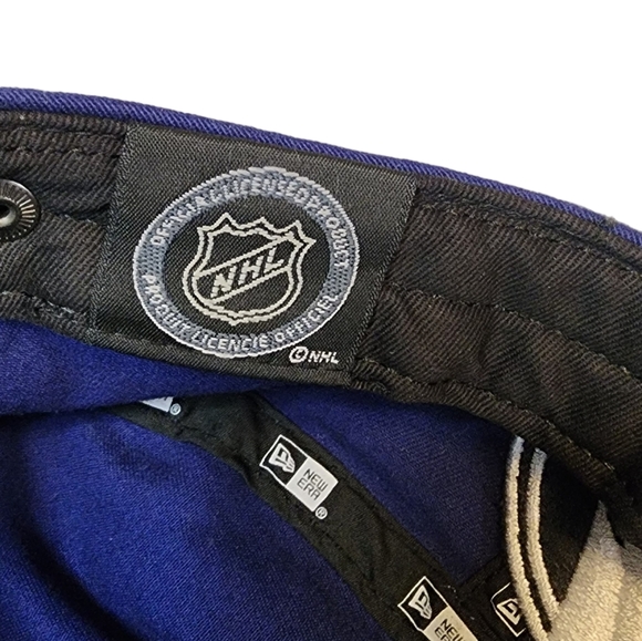 Tampa Bay Lighting Women's Cap Blue with White Bolt Adjustable Back NHL - Picture 7 of 9